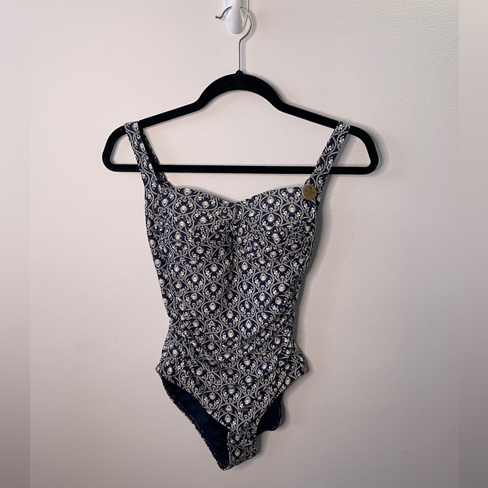 NWT Niptuck Swim Nautical Joanna Multi-Cup Fit One Piece Swimsuit Bathing Suit